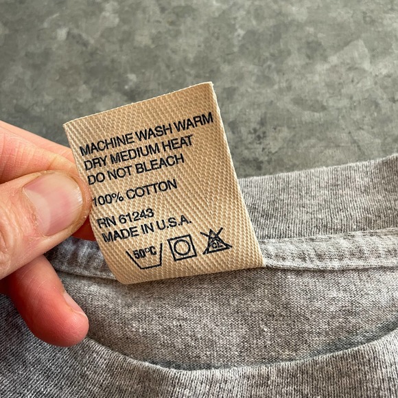 Vintage Chris Isaak Signed Autographed Tee Shirt Gray Medium Baby Did Bad Thing - Picture 7 of 13